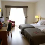 Palace & - Termas De Sao Vicente 4*