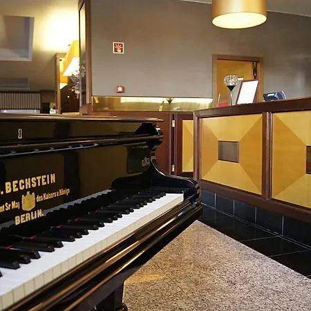 Hotel Palace & - Termas De Sao Vicente 4*