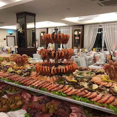 酒店 皇宫spa酒店 - 塔梅拉圣维森特 4*