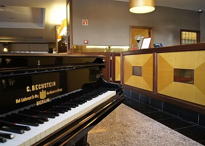 Hotel Palace & - Termas De Sao Vicente 4*